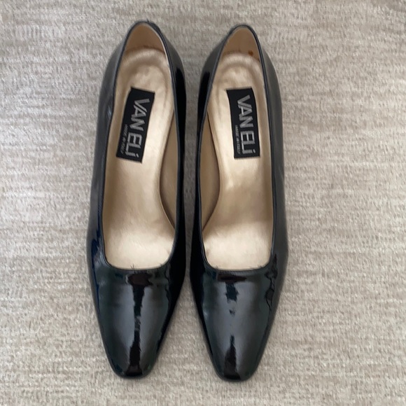 Vaneli Shoes - Vaneli black patent leather heels/pumps . Size 8M